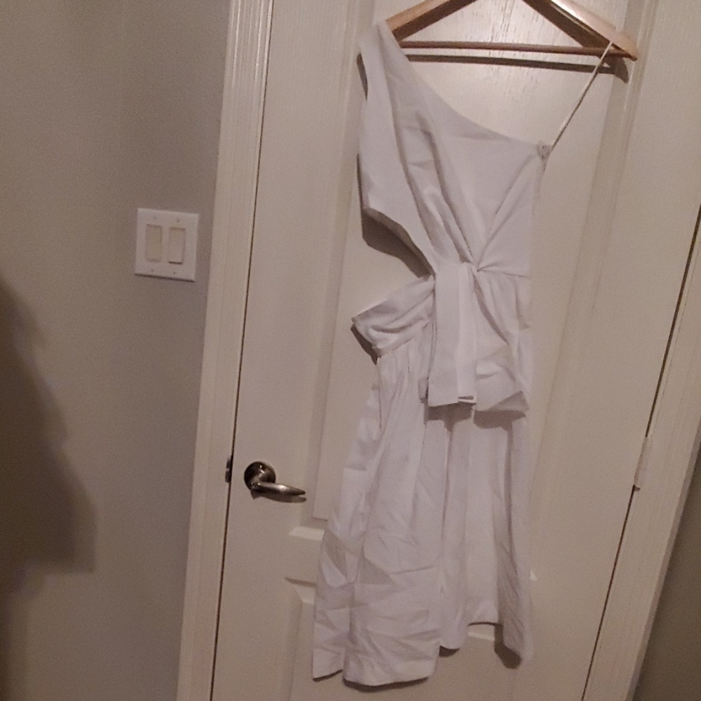 *NEW* H&M White Midi Dress